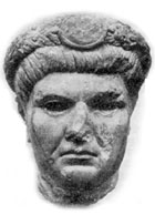 Гай Валерий Галерий Максимиан (ок. 250—311), римский император (305—311). Из простых солдат. Зять и наследник Диоклетиана. Умер от рака 