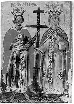 Император Константин и его мать Елена. Миниатюра из Евангелия XII—XV вв. Византия