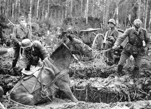 Немецкие солдаты в трясине Мясного Бора