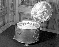 Столбцы Соборного уложения 1649 г. в серебряном ковчеге