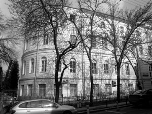 Четырёхэтажное здание Глазной больницы. Фото Н. Чернявской