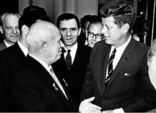 Никита Хрущёв и Джон Кеннеди. Весна 1961 г.