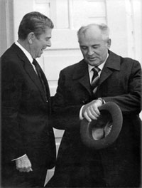 Октябрь 1986 г. Встреча М.С.Горбачёва и Р.Рейгана в Рейкьявике 