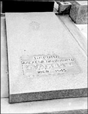 Пригород Сан-Франциско-Колмо. Сербское кладбище. Могила генерала барона А.П.Будберга